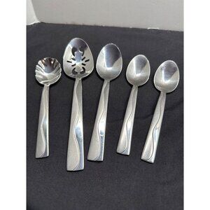 Cuisinart Riverside 5-Piece Stainless Steel Assorted Sugar Serving Teaspoon Tabl